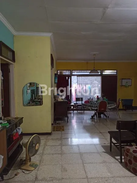 image RUMAH TENGAH KOTA DARMO KALI DEKAT RAYA DARMO NGANGEL TAMAN BUNGKUL (3)