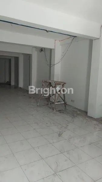 image RUKO 2 LANTAI JALAN RAYA UTAMA PUSAT BISNIS PASAR NUSUKAN (2)