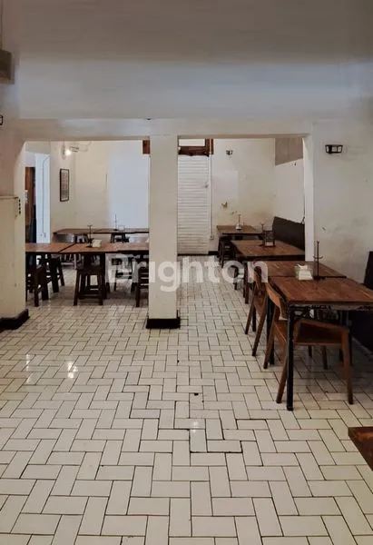 image RUMAH USAHA DI PUSAT KOTA SURABAYA (5)