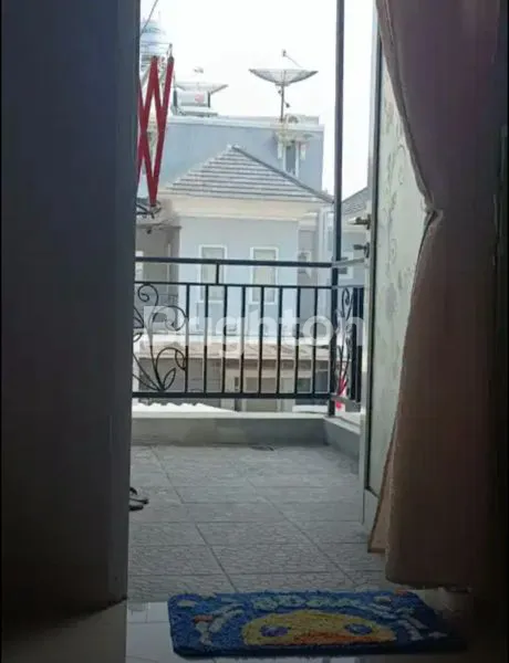 image RUMAH CLUSTER CASAJARDIN 6 X 15 JAKARTA BARAT (2)