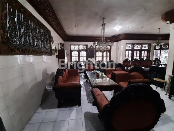 image RUMAH BESAR DAN LUAS DI LAWANG DEKAT JALAN POROS SURABAYA MALANG (8)