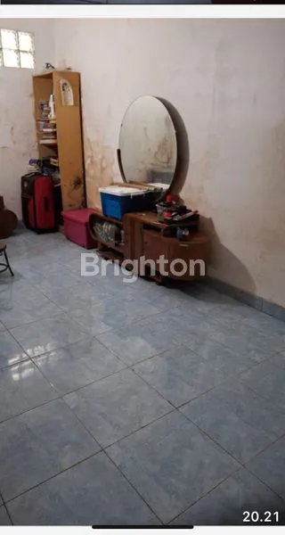 image RUMAH 2 LANTAI SIAP HUNI LOKASI STRATEGIS KEBON JERUK JAKARTA BARAT (7)