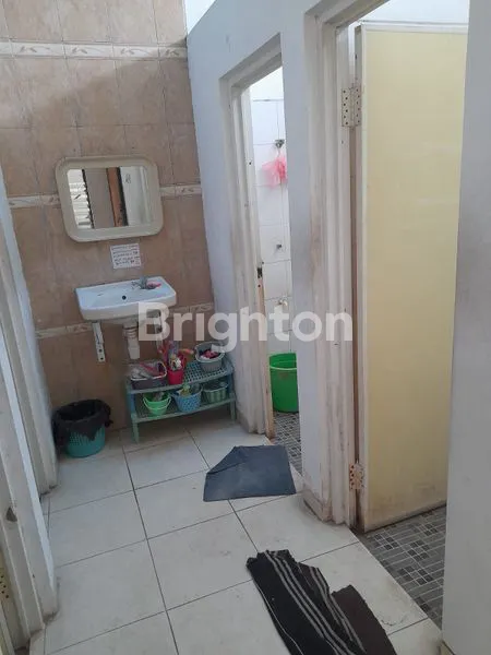 image RUMAH KOS LOKASI STRATEGIS SELANGKAH KE JALAN DR CIPTO SEMARANG TIMUR (5)