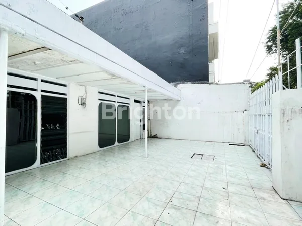 image RUMAH 1,5 LANTAI LOKASI STRATEGIS PUSAT KOTA, 100 METER KE RAYA NGAGEL JAYA (4)