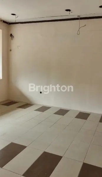 image RUMAH MEWAH PREMIUM DI JL. SULTAN HASANUDDIN, PUSAT KOTA MAKASSAR (5)