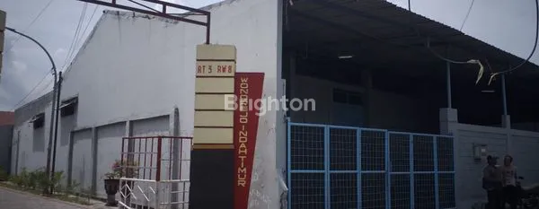 image GUDANG SIAP PAKAI DI JALAN WONOREJO INDAH TIMUR (2)