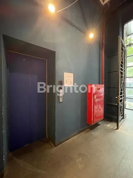 image SPACE FOR RENT STRATEGIS KEMANG RAYA JAKARTA SELATAN (7)