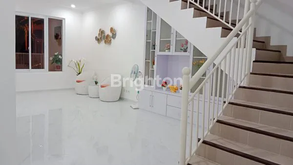 image RUMAH BAGUS, MINIMALIS SIAP HUNI DI PAKUWON CITY (2)