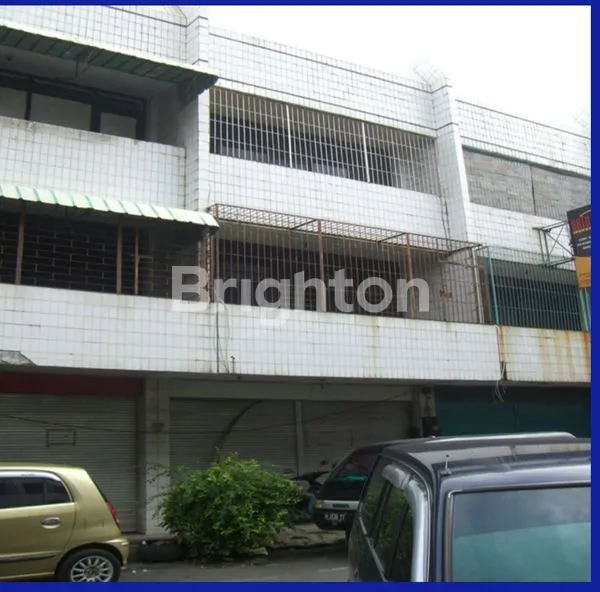 image ASSET RUKO JURNATAN TIGA LANTAI LOKASI STRATEGIS (4)