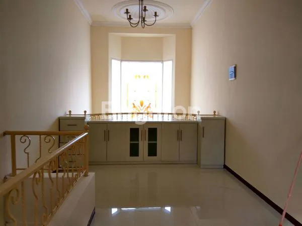 image RUMAH MINIMALIS 2 LANTAI DI PAKUWON CITY  (4)