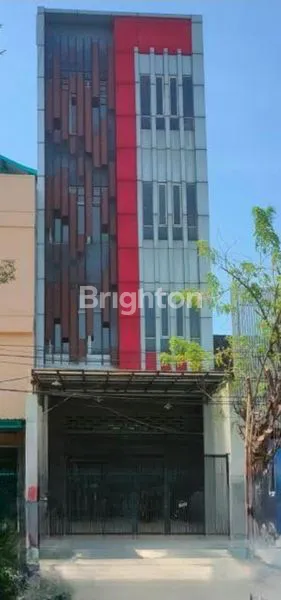 image RUKO 4.5 LANTAI, SIAP PAKAI, LOKASI STRATEGIS, COCOK UNTUK BANK ATAU KANTOR, DAERAH KUPANG JAYA (1)