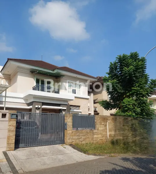 image RUMAH 2 LANTAI DEKAT PAKUWON CITY GALAXY MALL MULYOSARI SUTOREJO ARAYA KLAMPIS MERR KERTAJAYA ITS UNAIR (1)