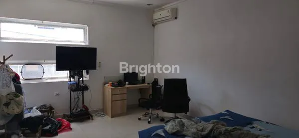 image RUMAH MEWAH DI TAMAN SARI (6)