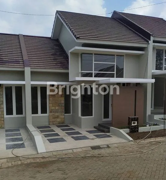 image RUMAH ASRI DAN MURAH DENGAN PANORAMA PEGUNUNGAN, PERUMAHAN MOUNTAIN BOULEVARD WAGIR (1)