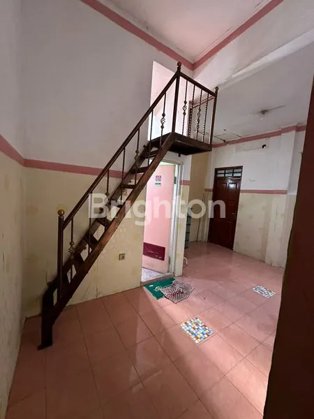 image RUMAH DAN KOST AKTIF FULL FURNISHED 4 LANTAI DI SOLO BARU DEKAT PAKUWON MALL (5)