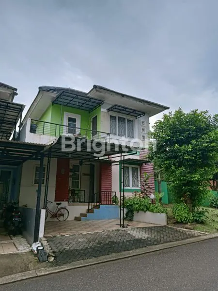 image RUMAH HOEK 2 LANTAI DI CLUSTER OTTAWA, KOTA WISATA CIBUBUR - BOGOR (2)