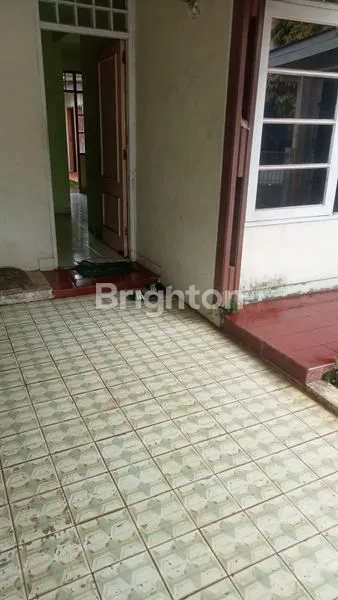 image RUMAH UNTUK USAHA KOST DI BSD NUSA LOKA (7)