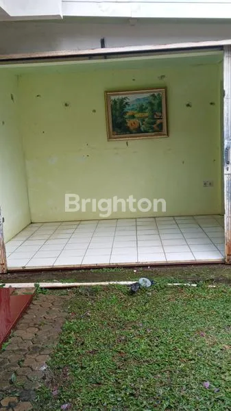 image RUMAH UNTUK USAHA KOST DI BSD NUSA LOKA (8)