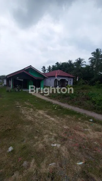 image LAHAN BESERTA 2 RUMAH DI TEPI JL.MULAWARMAN BALIKPAPAN TIMUR (1)