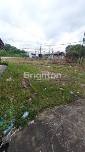 image LAHAN BESERTA 2 RUMAH DI TEPI JL.MULAWARMAN BALIKPAPAN TIMUR (2)