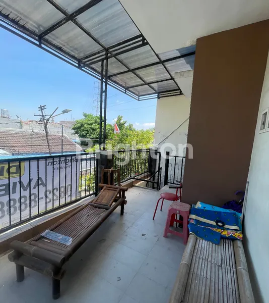 image MURAH RUMAH KOMERSIAL DARMO INDAH BARAT 2 LANTAI COCOK UNTUK SEGALA USAHA POSISI (6)