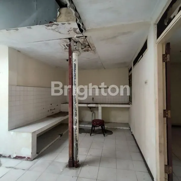 image RUMAH SIMPANG DARMO PERMAI SELATAN (6)