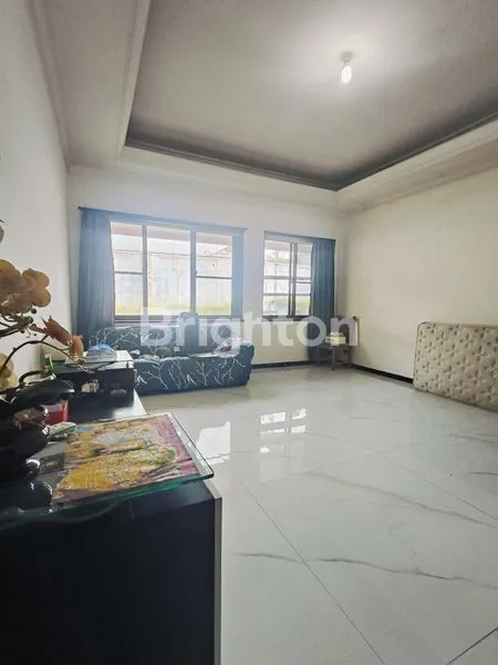 image RUMAH MEWAH DI KEDIRI KOTA (5)