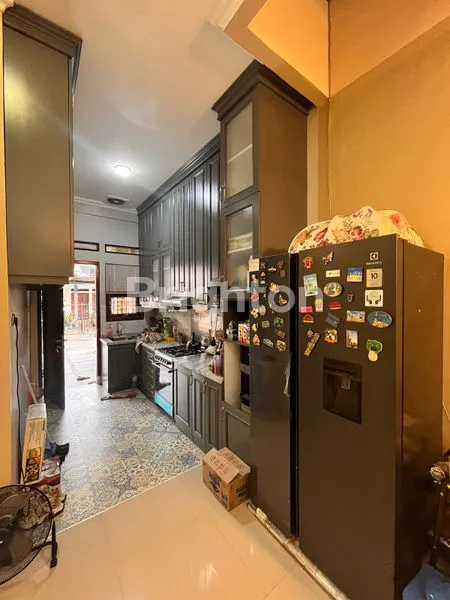 image RUMAH HUNIAN CANTIK 2,5 LANTAI DI BEJI (4)