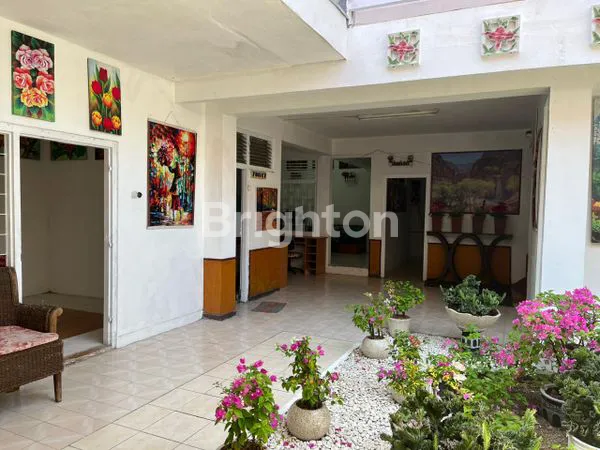 image RUMAH KOMERSIAL DI JAKSA AGUNG SUPRAPTO COCOK UNTUK BERBAGAI USAHA PUSAT KOTA SURABAYA  (3)