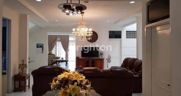 image RUMAH DIKAWASAN ELIT ALAM SEGAR PONDOK INDAH JAKARTA SELATAN (2)