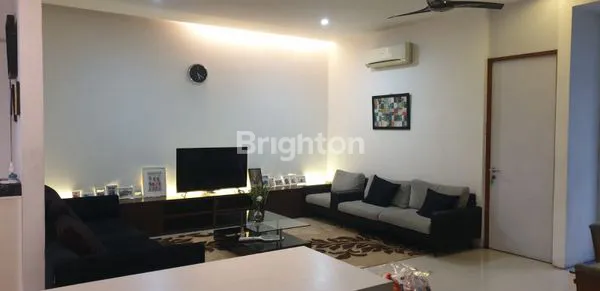 image DI JUAL RUMAH PARAHYANGAN TAMAN ROYAL TANGERANG (6)