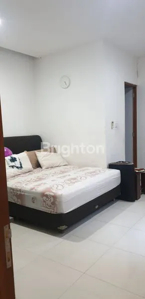 image DI JUAL RUMAH PARAHYANGAN TAMAN ROYAL TANGERANG (5)