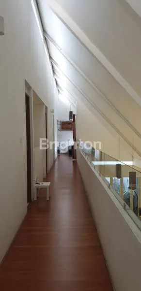 image DI JUAL RUMAH PARAHYANGAN TAMAN ROYAL TANGERANG (3)