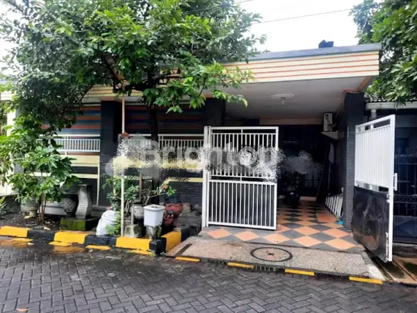 image RUMAH 2 LANTAI SUPER STRATEGIS DI RUNGKUT MAPAN BARAT SURABAYA (1)
