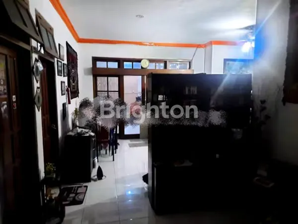image RUMAH 2 LANTAI SUPER STRATEGIS DI RUNGKUT MAPAN BARAT SURABAYA (7)