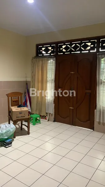 image RUMAH DENGAN BALE BENGONG DI MONANG MANING BALI (4)