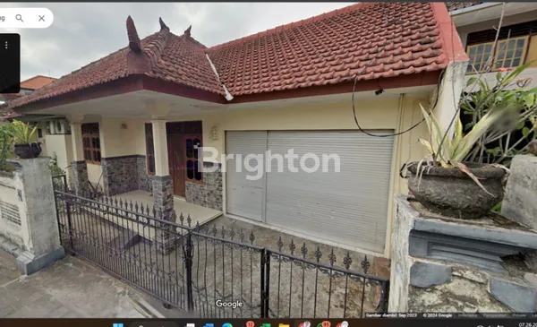 image RUMAH DENGAN BALE BENGONG DI MONANG MANING BALI (1)