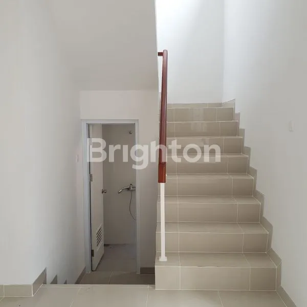 image RUMAH NEW GRANADA 8 X 17 TANGERANG (2)
