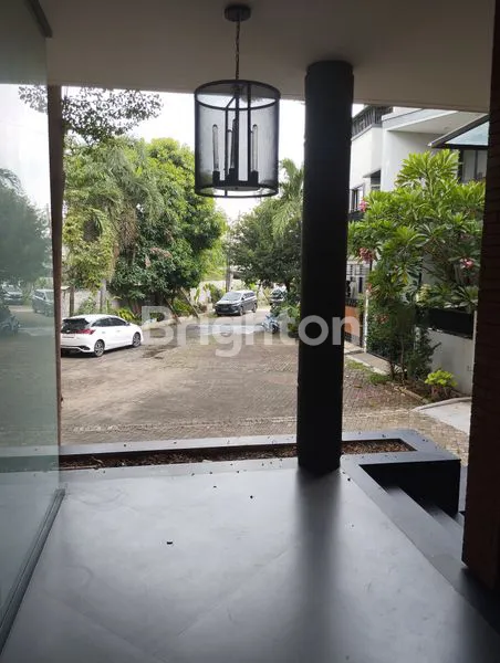image KEBAYORAN LAMA JAKARTA BARAT. HOUSE FOR SALE, DALAM PRIVATE CLUSTER (3)