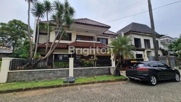 image RUMAH BERADA DI DALAM KOMPLEK DENGAN KEAMANAN ONE GATE SYSTEM & BEBAS BANJIR DAERAH KEBAYORAN LAMA, JAKARTA SELATAN (1)