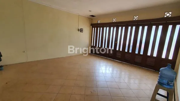 image RUMAH BERADA DI DALAM KOMPLEK DENGAN KEAMANAN ONE GATE SYSTEM & BEBAS BANJIR DAERAH KEBAYORAN LAMA, JAKARTA SELATAN (5)