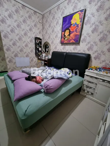 image SEMOLOWARU SIAP HUNI 2 LANTAI DEKAT MERR , TENGAH KOTA (8)