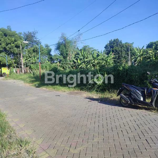 image TANAH GRESIK KOTA 4.200 M² (1)