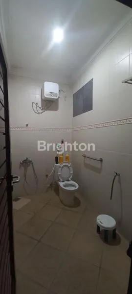 image RUMAH DARMO SATELIT UTARA (4)