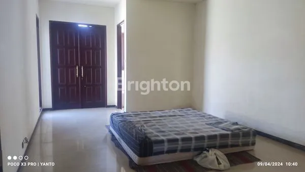 image RUMAH VILLA GALAXY MULYOREJO INDAH SELANGKAH KE MERR BISA BUAT KANTOR DEKAT GALAXY MALL, UNAIR, RS (5)