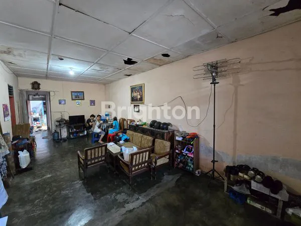 image RUMAH LUAS DI JALAN DURUNG SIMPANG TEMPULING DEKAT PANCING (3)