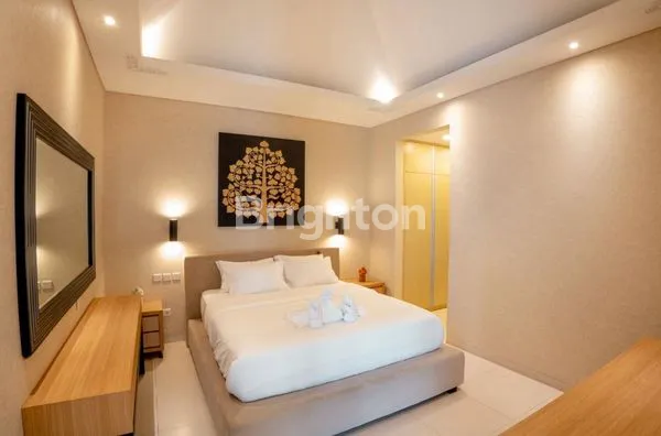 image MODERN LUXURY 3 BR VILLA  QUIET NEIGHBOARHIID FULL RICE FIELD VIEW TEGAL CUPEK UMALAS (5)