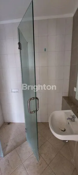 image RUMAH  2 LANTAI CLUSTER PREMIUM DEKAT OAKTREE PALM HILL PAPANDAYAN SEMARANG (8)