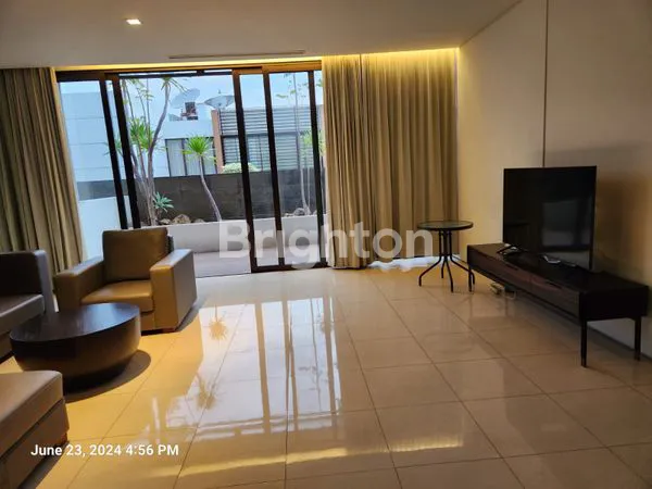 image MANJAKAN DIRIMU DENGAN HUNIAN MEWAH GOLF VIEW (8)