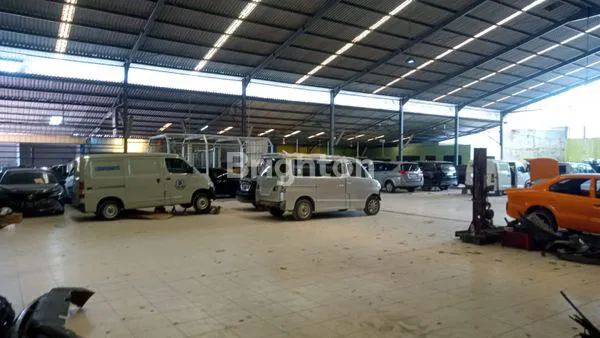 image BENGKEL LUAS DAN SIAP PAKAI  (4)